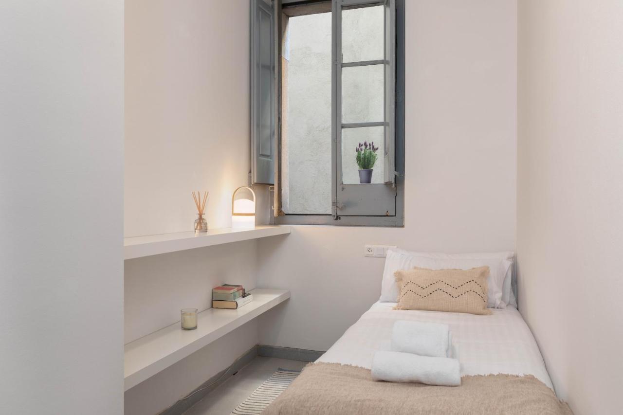 Flateli Cort Reial 10 Apartment Girona Exterior photo